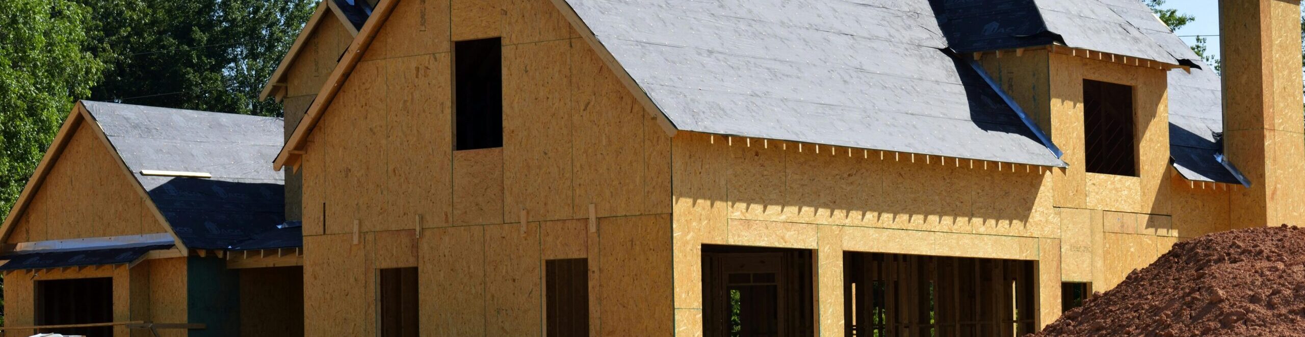 Brown and Gray Wooden 2-storey House Near Tree